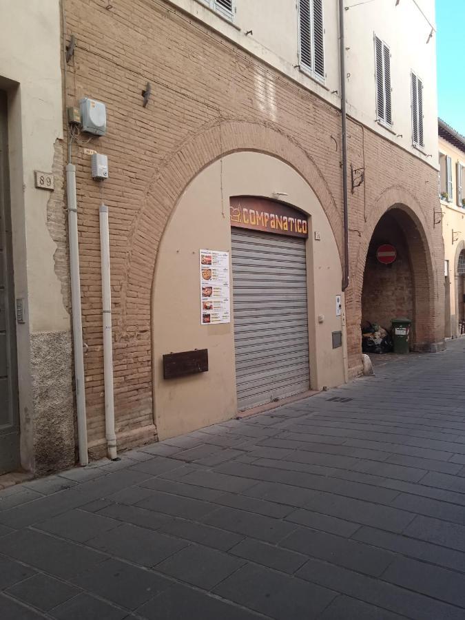 Casetta in Centro Appartamento Foligno Esterno foto